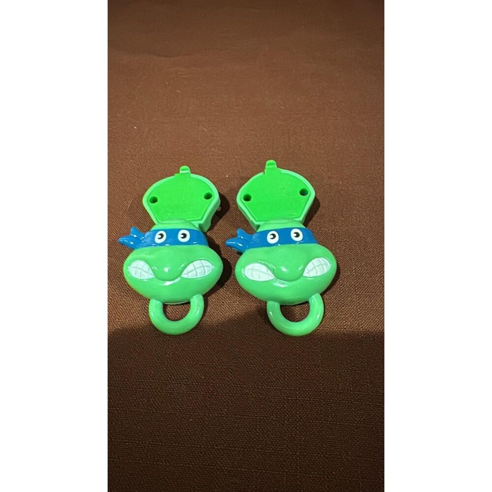 Teenage Mutant Ninja Turtles Vintage Purple Shoe Snapper Shoelace clip